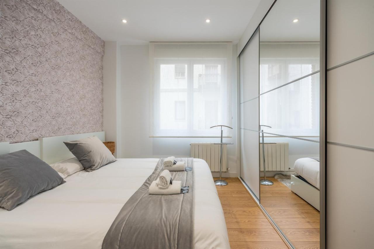 Tiboli Apartment By People Rentals Bilbao Kültér fotó